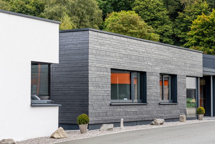GEALAN-KUBUS® sistema išsiskiria išorėje paslėpta varčia
